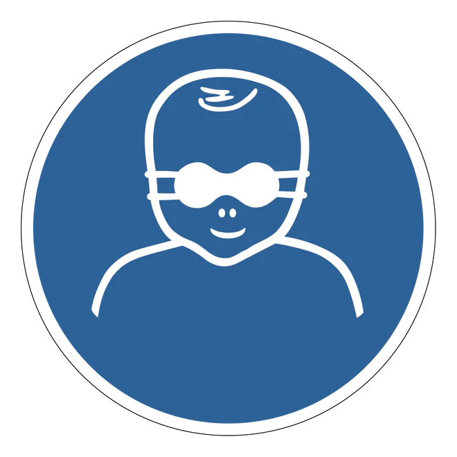 Gebotszeichen Aufkleber - M025 - Kleinkinder durch weitgehend lichtundurchlässige Augenabschirmung schützen