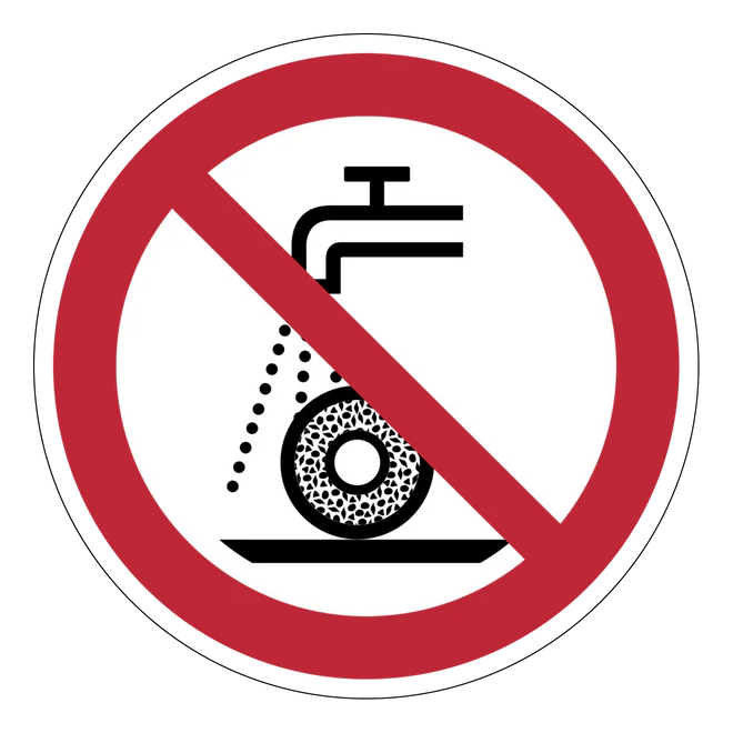 Verbotszeichen Aufkleber - P033 - nicht zulässig für Nassschleifen