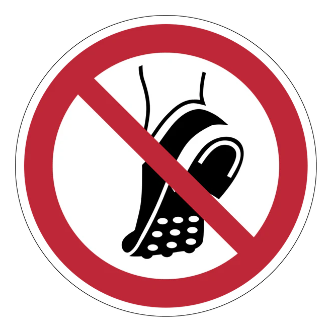 Verbotszeichen Aufkleber - P035 - Metallbeschlagenes Schuhwerk verboten